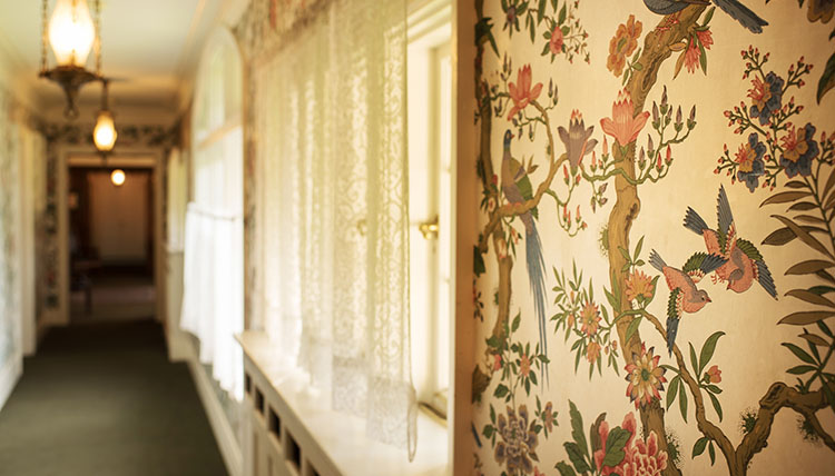 Bozarth Mansion hallway