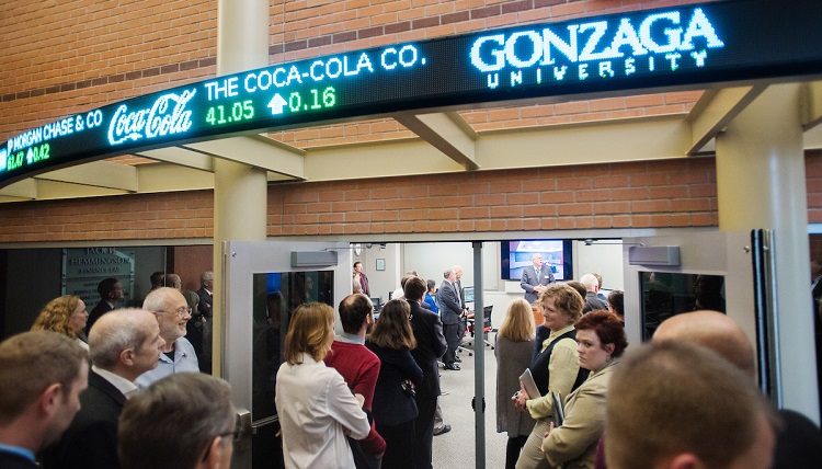 Dedication of the Hemmingson Financial Classroom in Jepson.