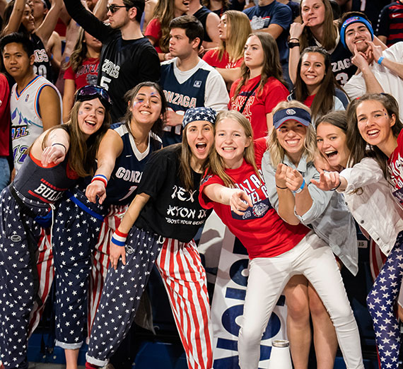 Fans cheer at Kraziness in the Kennel.