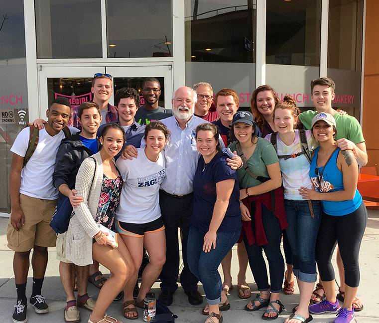 Comprehensive Leadership Students group photo during the week-long service experience in East Los Angeles