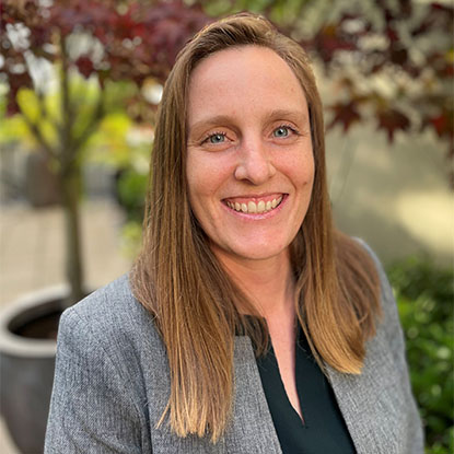 Headshot of Steph Meehan, a member of the Dean's Advisory Council 