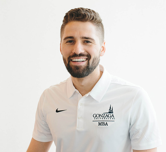 Brandon Leslie Headshot 