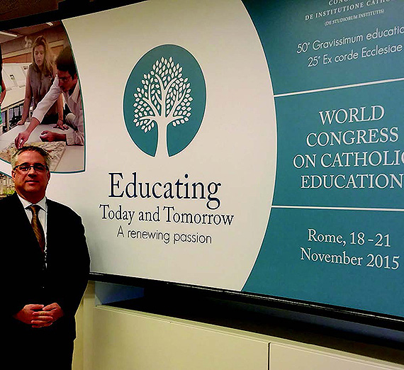 Dean Represents Gonzaga at World Congress