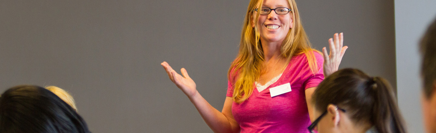 Dr. Carolyn Cunningham teaching class