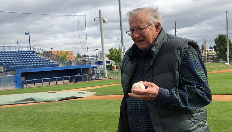 Zag Baseball alum Frank Pavel