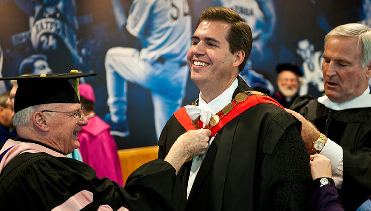 President McCulloh receives honors at his inauguration.