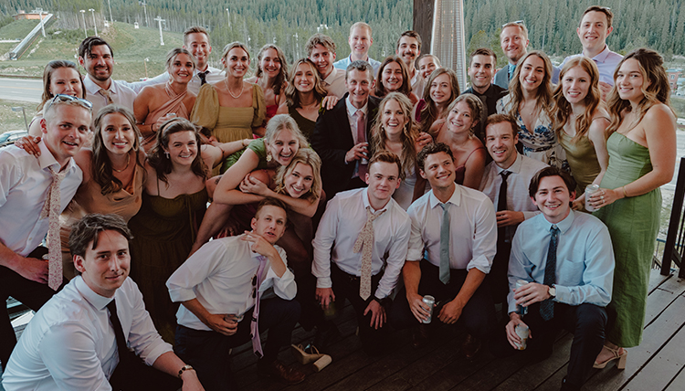 Wedding image of ’19 Bridget Hoag and ’17 Andrew Nett.