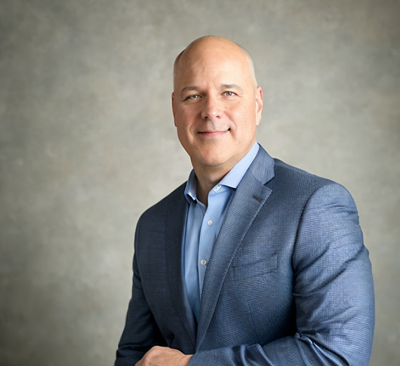 Jason Meucci, alumnus