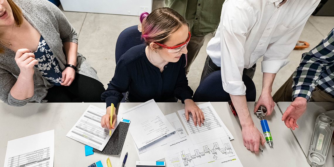 Gonzaga students explore more sustainable options for seating on Boeing aircrafts.